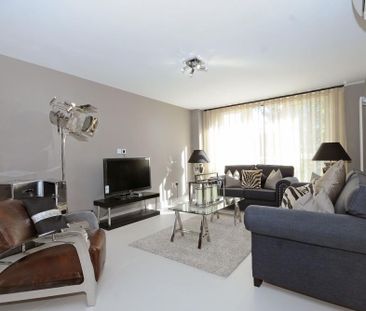 3 bedroom flat to rent - Photo 1