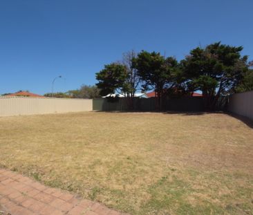Perfect Family Home - Photo 6
