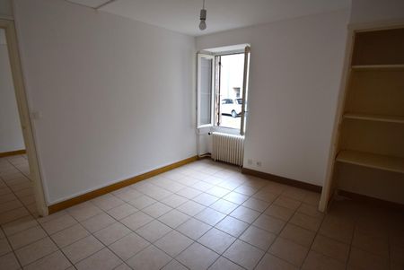 Location Appartement 2 pièces 40m² AUBENAS 07200 - Photo 4