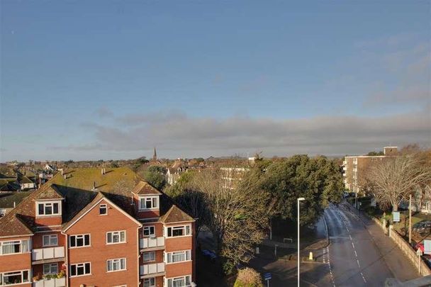 Wessex Court, Tennyson Road, Worthing, BN11 - Photo 1