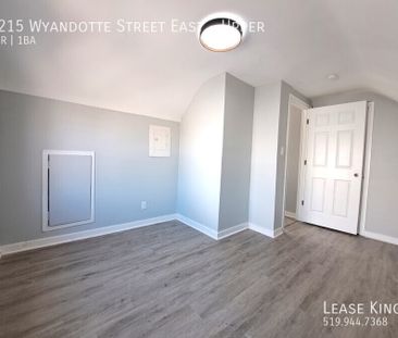 UPDATED UPPER IN RIVERSIDE WITH GARAGE AND ALL INCLUSIVE RENT - Photo 6