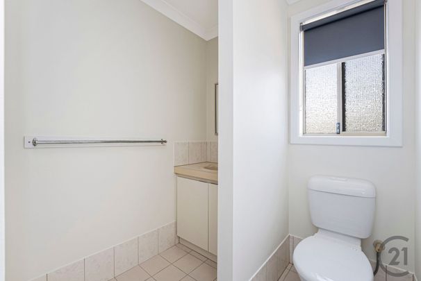 Freshly Renovated Coastal Home - Photo 1