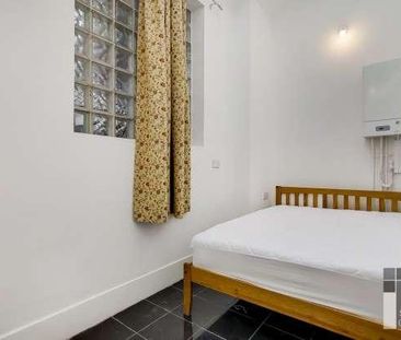 Caledonian Road, Islington, N1 - Photo 3