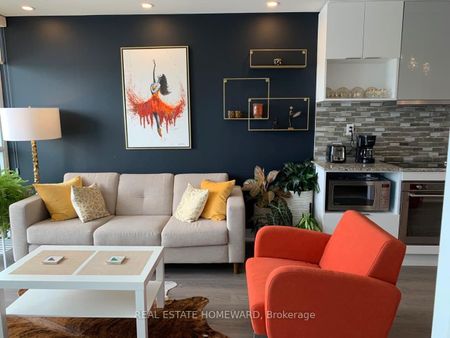 611 99 The Donway Road W - Photo 2