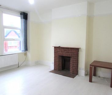 2 bedroom maisonette to rent - Photo 1