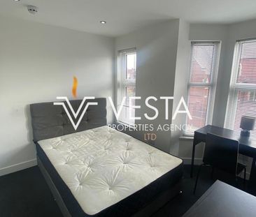 1 bedroom in a house share to rent - Photo 4