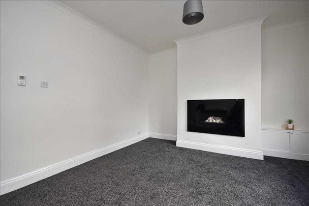2 bedroom detached house to rent - Photo 1