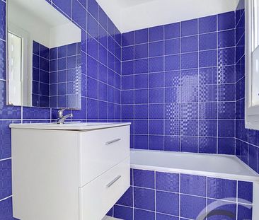 Location Appartement 2 pièces 46m² ST JULIEN LES VILLAS 10800 - Photo 3