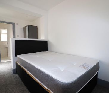 5 bedroom terraced house to rent - Photo 6