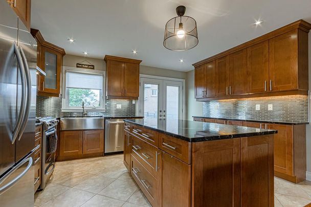 For Lease - 5768 Whitehorn Avenue Unit# Upper, Mississauga, Ontario - Photo 1