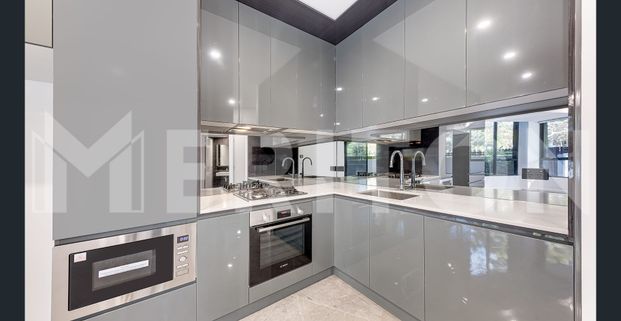 Modern Luxury Living in Zetland - 2-Bedroom Apartment - Photo 1