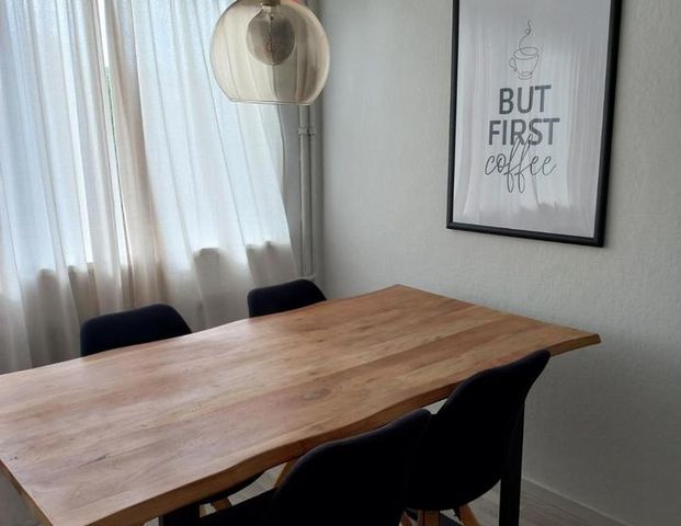 Helle 2-Zimmer Wohnung mit Küche und Balkon in Lichtenrade - Foto 1