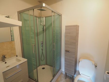 Maison de village à louer lumineuse 2 chambres - Photo 4