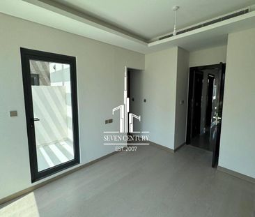 Single Row | Golf Course Access | Luxury Living - Photo 3