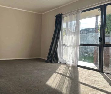 Golden Greenhaven - Photo 3