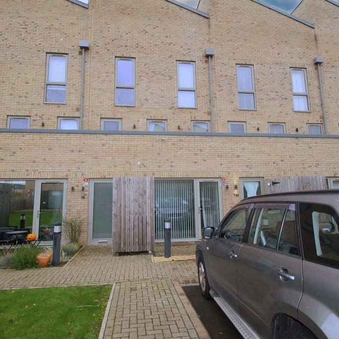 2 bedroom townhouse to rent - Photo 1