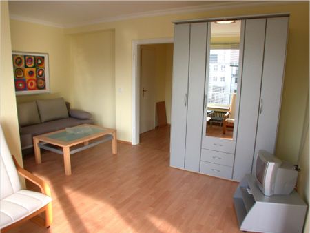 2 Zimmer in Düsseldorf - Photo 2