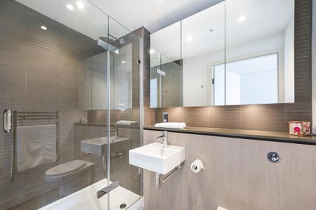 3 bedroom apartment to rent - Photo 3