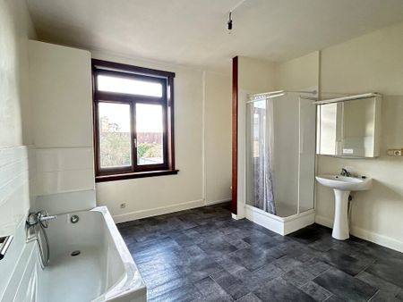 Knusse woning op centrale ligging te huur in Diksmuide - Photo 5