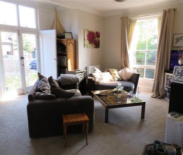 2 bedroom end of terrace house to rent - Photo 6
