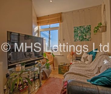 2 Bedroom Flat for rent in Richmond Road - Photo 3