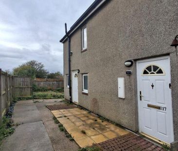 3 bedroom terraced house to rent - Photo 4