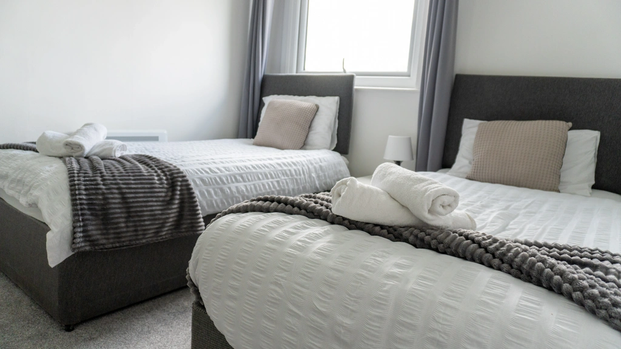 2 bedroom serviced apartment to rent - Photo 1
