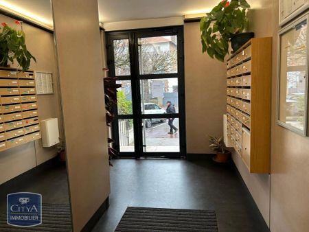 Appartement à louer 2 pièces 56.7m² - Photo 3