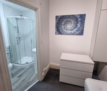 Room in a Shared House, Hart Road, B24 - Photo 2