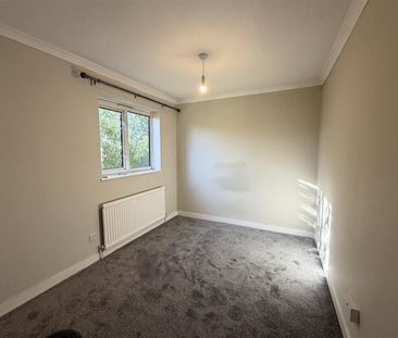 3 Bedroom House - End Terrace To Let - Photo 6