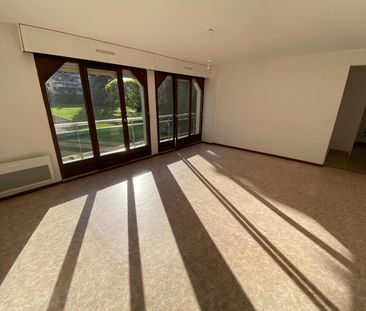 Location Appartement 3 pièces 68m² THONON LES BAINS 74200 - Photo 3