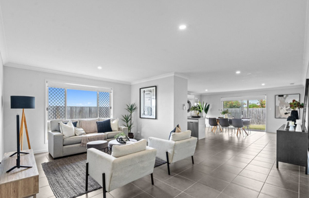 8 McGuigan Ct, Goodna QLD 4300 - House For Rent | Domain - Photo 3