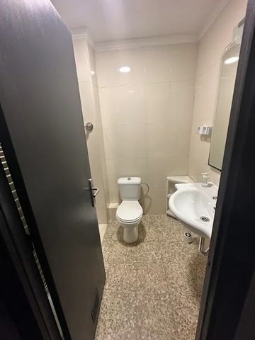 Calle Río Olivenza, Málaga, Andalusia 29002 - Photo 5