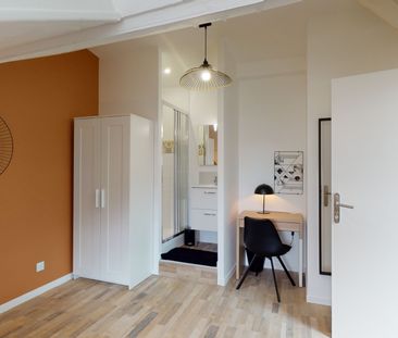 ARISTIDE BRIAND D Roommate 3 Bedrooms at Le Havre - Photo 3