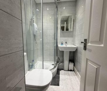 1 bedroom flat to rent - Photo 6