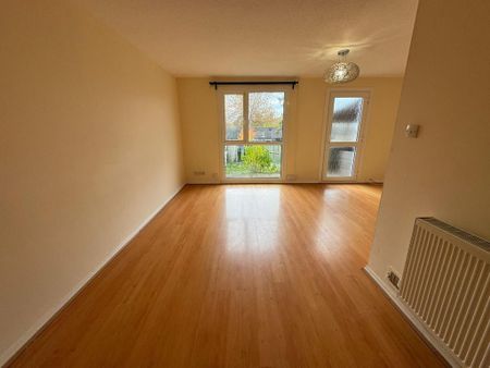 3 bedroom end of terrace house to rent - Photo 3