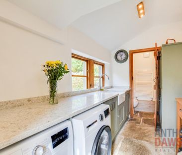 4 bedroom detached house to rent - Photo 5