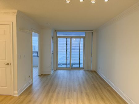 For Lease - 15 Greenview Avenue Unit# 1101, Toronto, Ontario - Photo 4