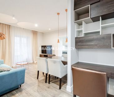 Stylowe mieszkanie w centrum miasta. - Photo 1