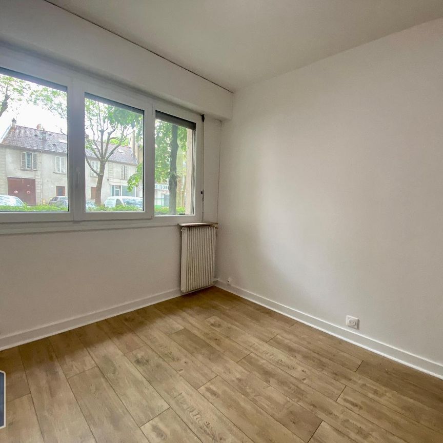 Location Appartement 1 pièce 17m² CHAVILLE 92370 - Photo 1