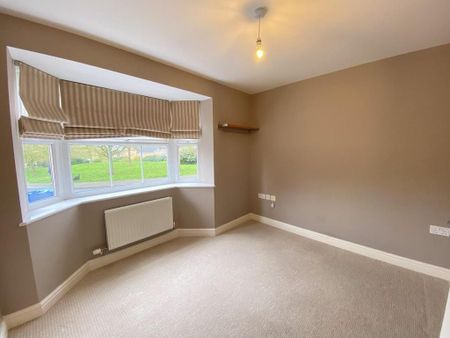 4 bedroom detached house to rent - Photo 5