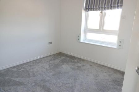 5 bedroom detached house to rent - Photo 5