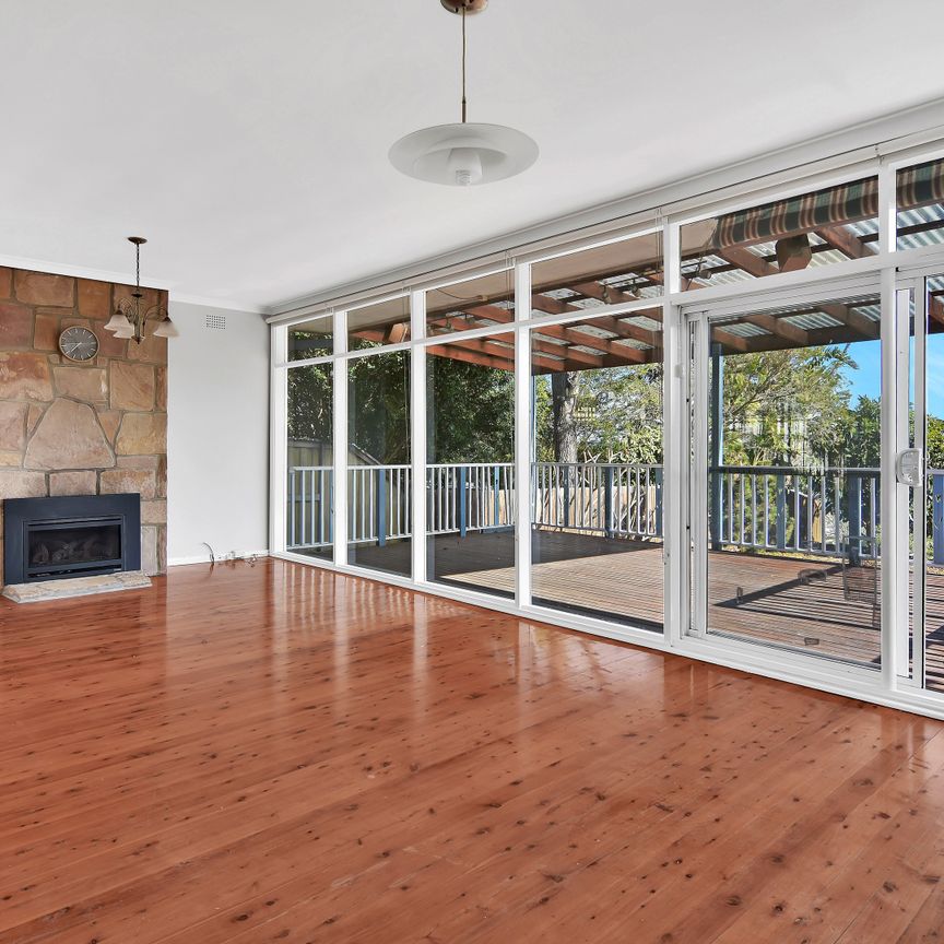 12 Forestville Avenue, Forestville NSW 2087 - House For Rent | Domain - Photo 1