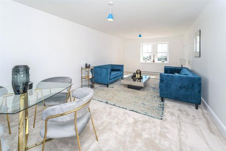 5 bedroom detached house to rent - Photo 4