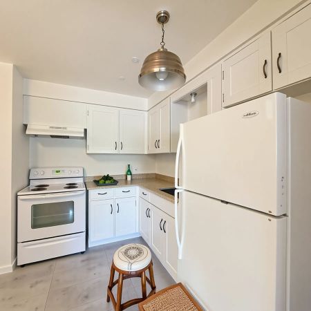 For Lease - 3823 Lakeshore Boulevard Unit# A, Toronto, Ontario - Photo 2