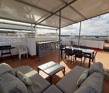 Alquiler de piso en Urbanizaciones - Photo 6