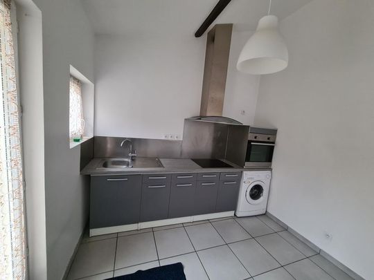 Location Appartement 4 pièces 82m² TARTAS 40400 - Photo 1