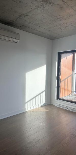 Appartement 1 Chambre à Louer – Odea Montreal Derniers Étages - Photo 1