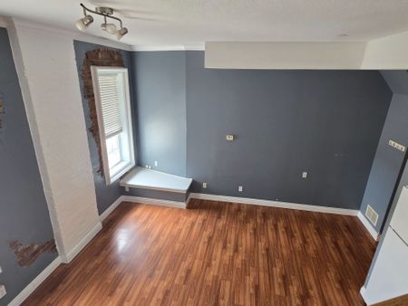 For Lease - 54 King Street Unit# 207, Clarington, Ontario - Photo 5