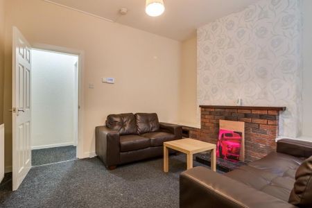 Flat 1, 45 Magdala Street, Belfast, BT7 1PU - Photo 4